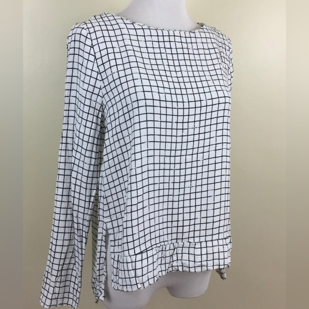 🌟4/$25 Philosophy Black and White Grid Pattern Top M